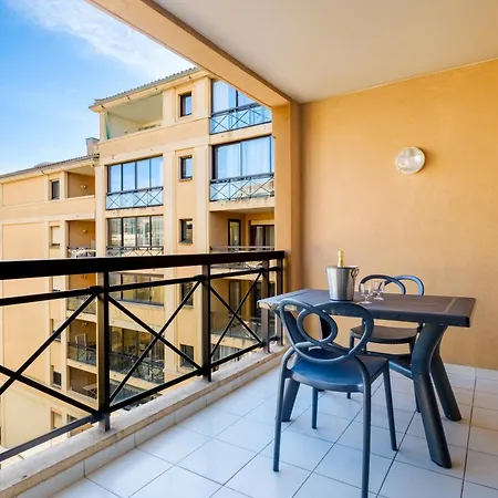 Residhotel Maupassant Ξενοδοχείο με διαμερίσματα 2*